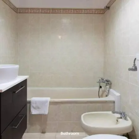 Private With Double Bed منزل للإقامة *
